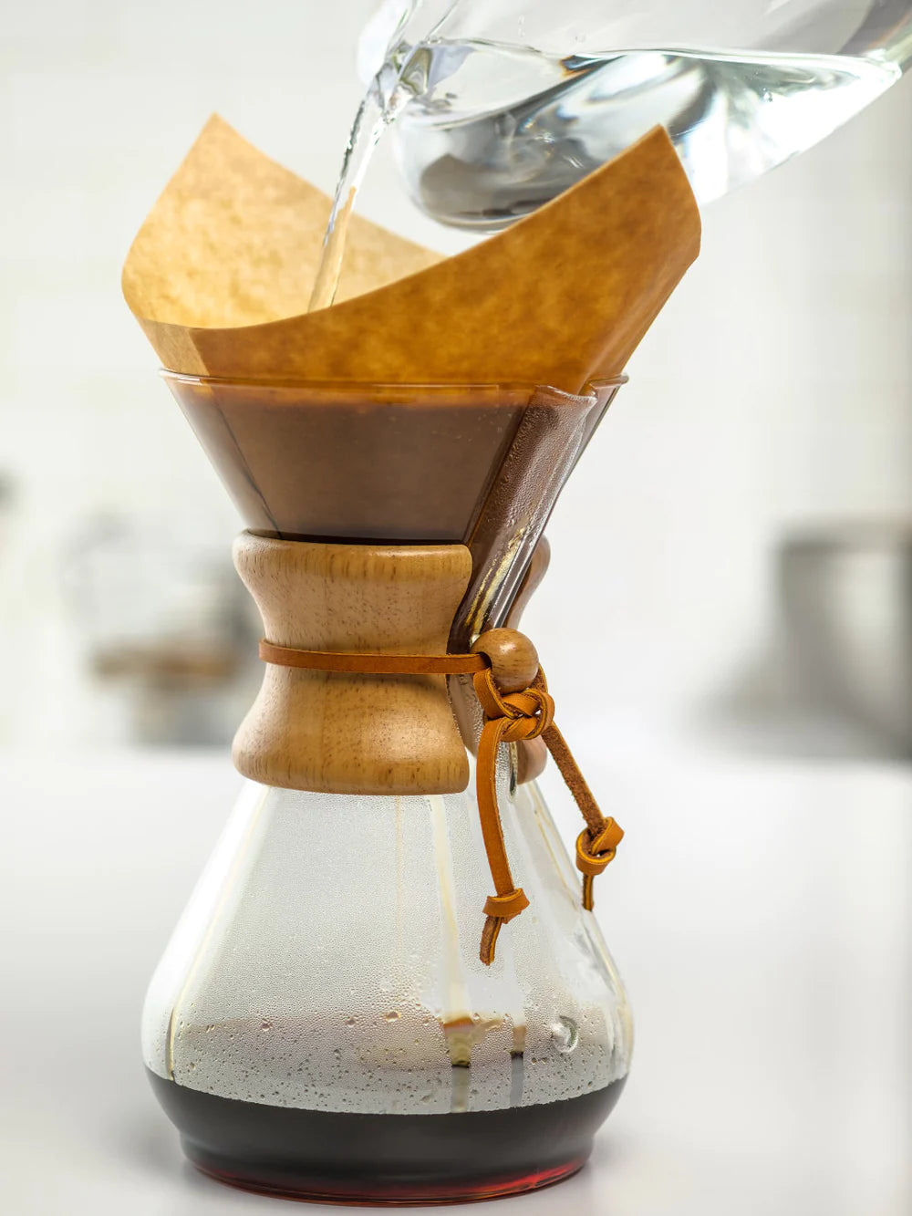 Chemex Brewer with Natural Paper Filter